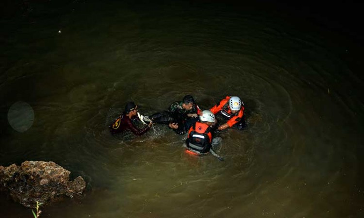 Sebanyak 11 Siswa MTS di Ciamis Tewas Tenggelam saat Kegiatan Pramuka Susur Sungai