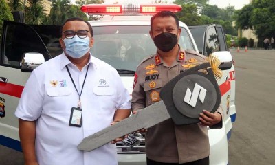 PT PP (Persero) Tbk. Serahkan Satu Unit Mobil Ambulance Kepada Polda Banten