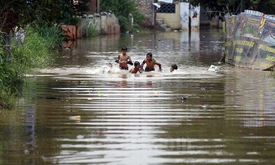 Sungai Citarum Meluap, Bandung Selatan Terendam Banjir