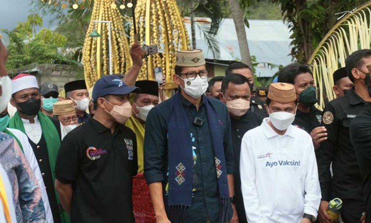 Menteri Sandiaga Uno Apresiasi Desa Wisata Bubohu Yang Tawarkan Paket Wisata Religi/Halal Untuk Kebangkitan Ekonomi