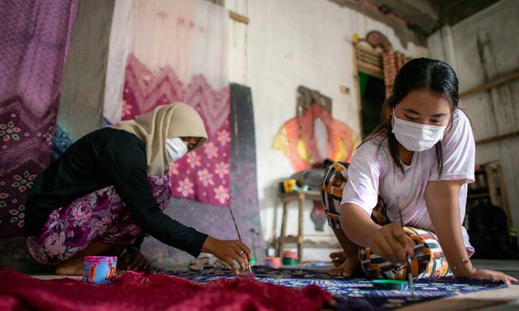 Pembuatan Kain Batik Cap Khas Palembang