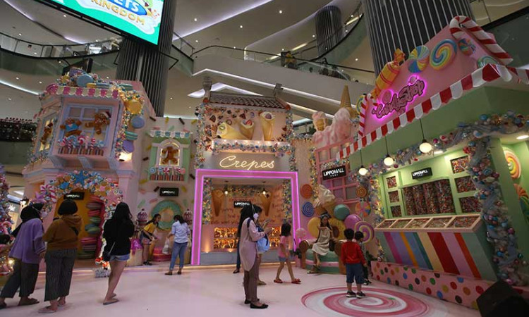 Jelang Natal, Lippo Mall Puri Menghias Atrium Dan Menggelar Kegiatan Natal Untuk Pengunjung