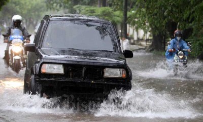 Curah Hujan Tinggi, Sejumlah Wilayah di Makassar Terendam Banjir