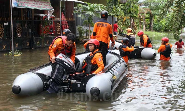 Banjir Masih Menggenangi Sejumlah Wilayah di Makassar