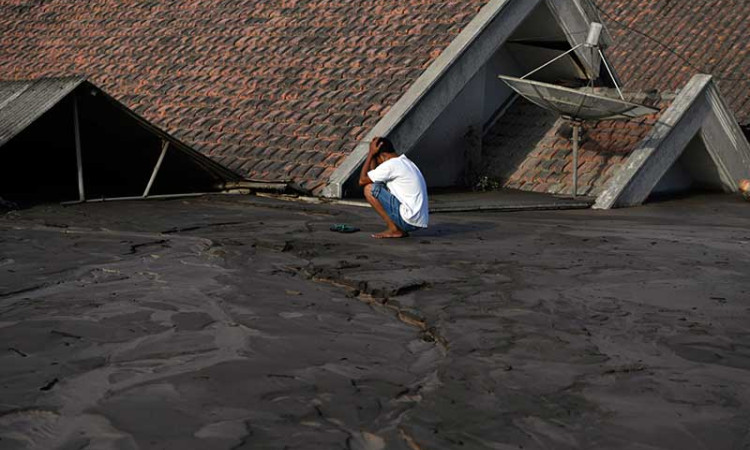 Puluhan Rumah di Dusun Kamar Kanjang Lumajang Terendam Material Lahar Dingin Gunung Semeru