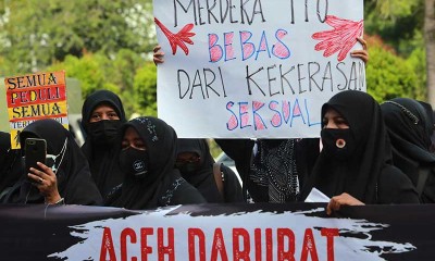Ibu-Ibu di Aceh Gelar Aksi Damai Menuntut Pemrintah Memberikan Perlindungan Kepada Korban Kekerasan Seksual