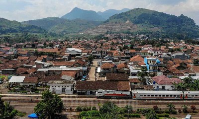 Stasiun Nagreg Menjadi Stasiun Kereta Api Tertinggi di Indonesia