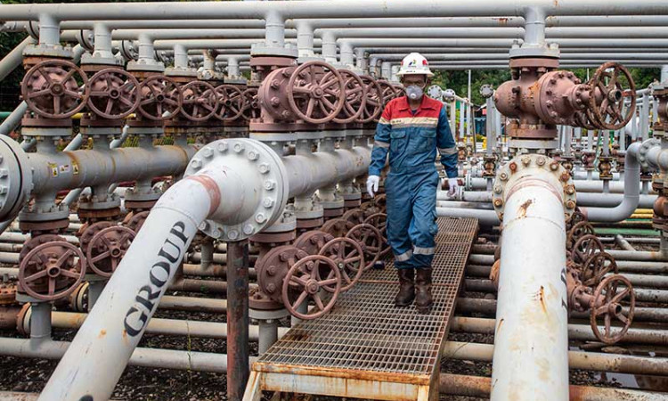 Realisasi Produksi Minyak Nasional Hingga Desember 2021 Hanya Mencapai 648.000 Barrel Oil Per Day