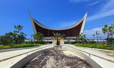 Masjid Raya Sumatra Barat Dinobatkan Sebagai Salah Satu Dari Tujuh Masjid Dengan Desain Arsitektur Terbaik di Dunia