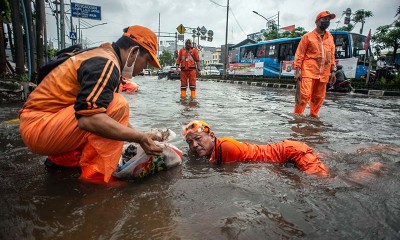 Buruknya Drainase, Membuat Sejumlah Jalanan di Ibu Kota Terendam Banjir Saat Intensitas Hujan Tinggi