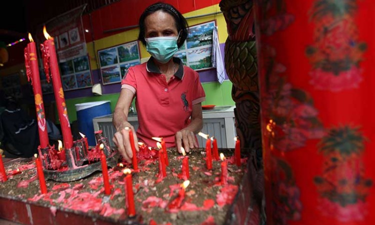 Suasana Sembahyang Cap Go Meh Umat Konghucu di Kota Pontianak