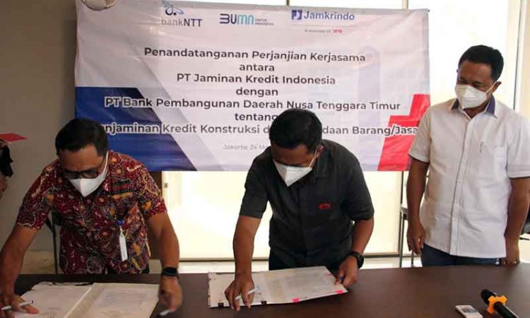 PT Jamkrindo Lakukan Penandatanganan Kerja Sama Dengan Bank NTT
