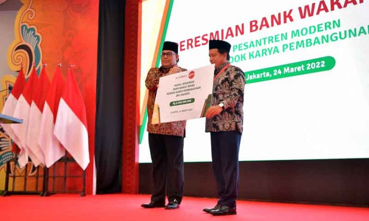 OJK dan BSI Bersinergi Kembangkan UMKM Lewat Bank Wakaf Mikro