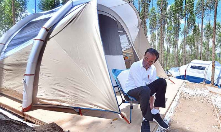 Presiden Joko Widodo Camping di Titik Nol IKN