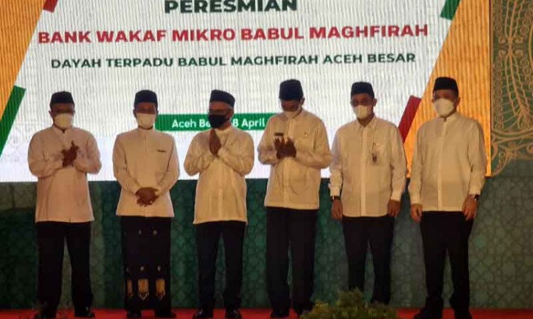 OJK Resmikan Bank Wakaf Mikro Astra di Banda Aceh