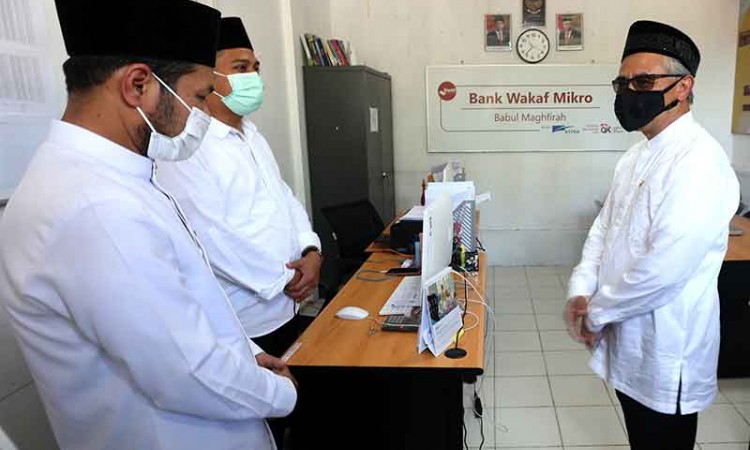 OJK Resmikan Bank Wakaf Mikro Binaan Group Finansial Astra di Banda Aceh