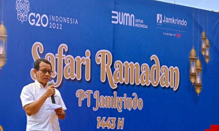 Jamkrindo Bagikan Sembako dan Santunan di Bali