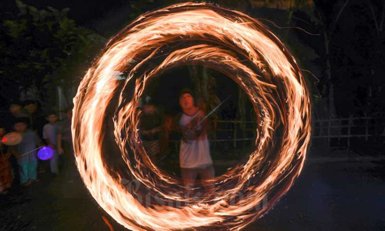 Pawai Abit-Abitan Meriahkan Takbir Keliling di Banyumas