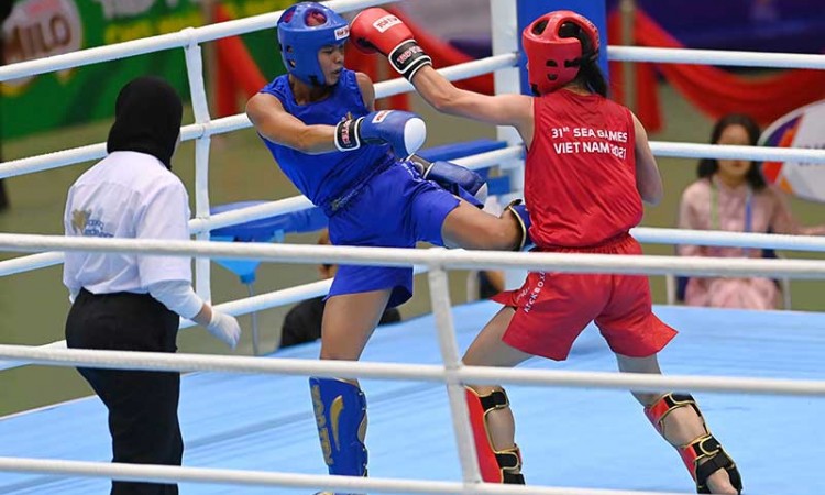 Atlet Indonesia Amanda La Loupatty Berhasil Masuk Semi Final Kick Boxing SEA Games 2021 Vietnam