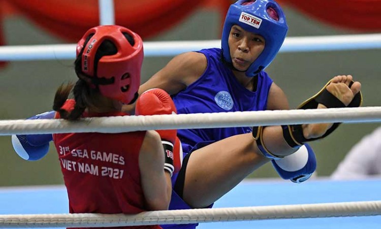 Atlet Indonesia Amanda La Loupatty Berhasil Masuk Semi Final Kick Boxing SEA Games 2021 Vietnam