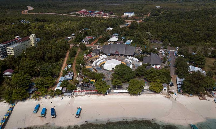 Pantai Tanjung Kelayang di Belitung Menjadi Kawasan Ekonomi Khusus