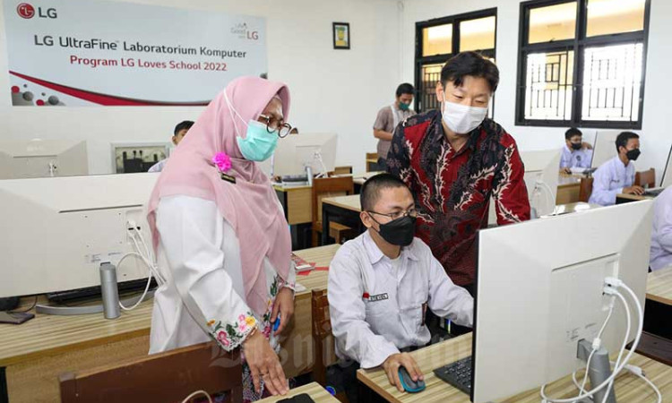 PT LG Electronics Indonesia Kembali Gelar Program LG Loves School 