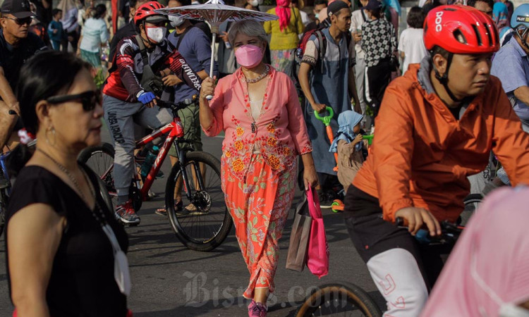 Melestarikan Kebaya Sebagai Warisan Leluhur