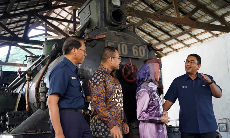 Kick Off Perbaikan Prasarana dan Sarana Perkeretaapian Dalam Rangka Mendukung Pengoperasian Kembali Kereta Api Jalur Sawahlunto - Muaro Kalaban