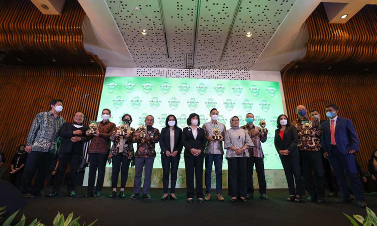 BISRA Berikan 58 Penghargaan Kepada Perusahaan di Berbagai Bidang
