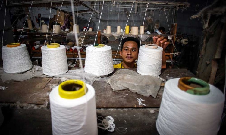  Pabrik Pemintalan Benang di Jakarta Mampu Memproduksi 100 Kilogram Benang Sehari