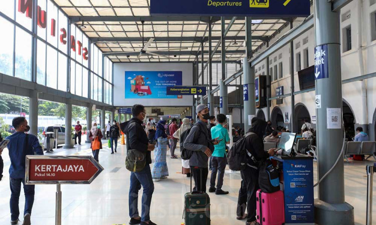 Kemenhub Berencana Penerapan Vaksin Boster Sebagai Syarat Perjalanan