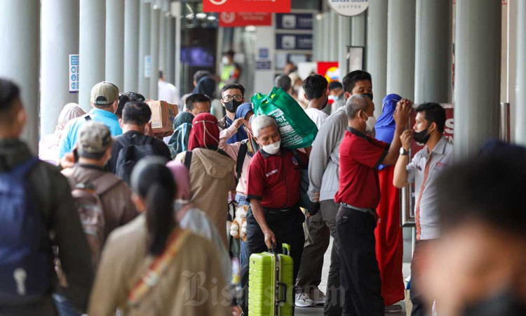 Kemenhub Berencana Penerapan Vaksin Boster Sebagai Syarat Perjalanan