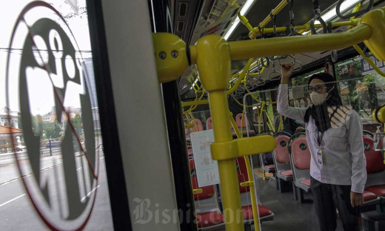 Bus Transjakarta Khusus Wanita Kembali Dioperasikan
