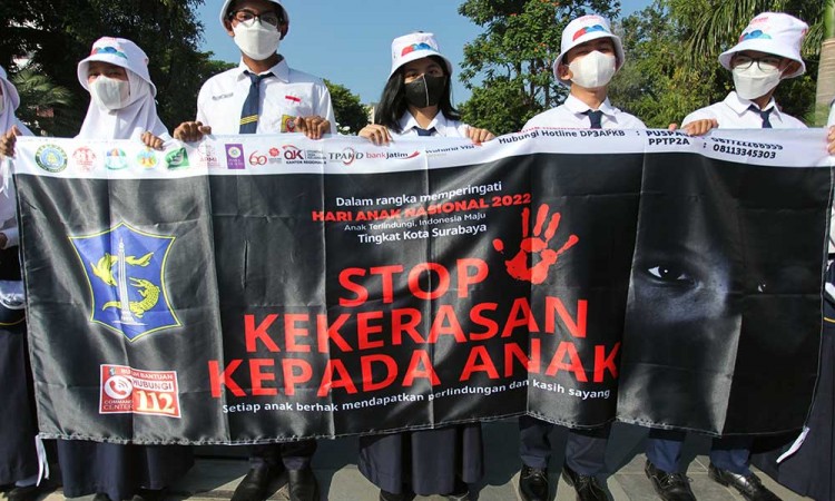 Sambut Hari Anak Nasional, Pelajar di Surabaya Kampanyekan Stop Kekerasan Kepada Anak