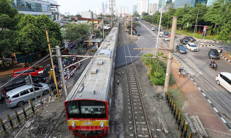 Kemenhub Targerkan Waktu Tunggu KRL Menjadi 3 Menit Pada 2025