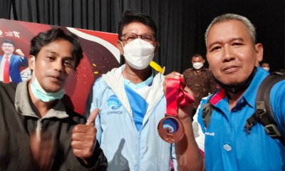 Tim Bisnis Indonesia Raih Juara 3 Pada Pertandingan Tenis Meja Piala Menteri Kominfo Dalam Katagori Lembaga Pers