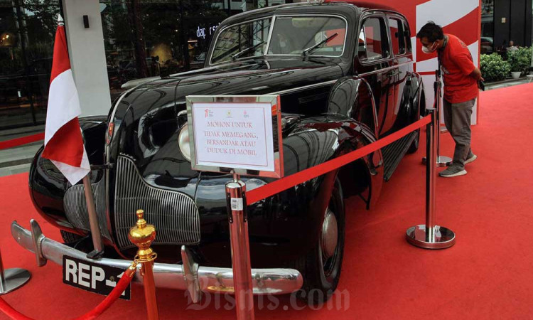 Mobil Kepresidenan Dari Tujuh Periode Presiden Dipajang di Gedung Sarinah