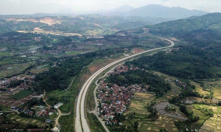 Pembangunan Konstruksi Jalan Tol Cisumdawu Seksi 2-6 Ditargetkan Selesai Tahun Ini