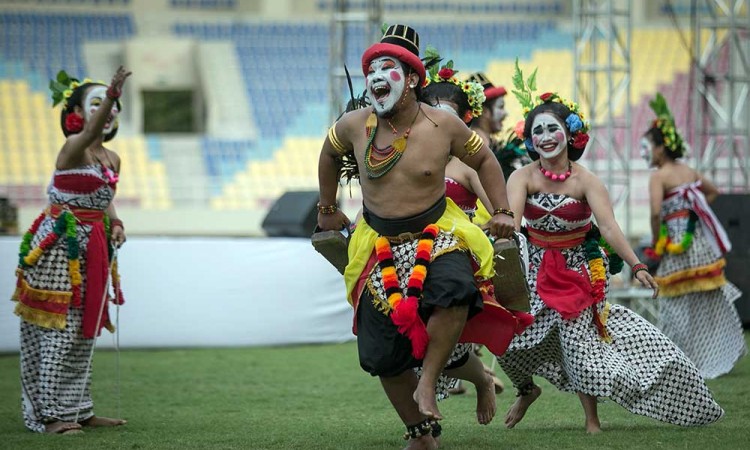 Festival Olahraga Tradisional di Solo Diikuti 19 Kontingen Dari Berbagai Daerah