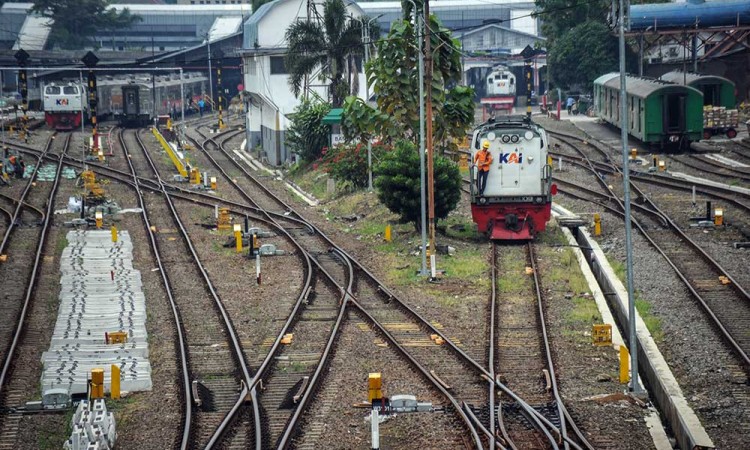 PT KAI Berencana Melakukan Penyesuaian Tarif Tiket Kereta Api