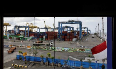 Terminal Peti Kemas Semarang Targetkan Pertumbuhan Volume Bongkar Muat Hingga 1 Juta TEUs