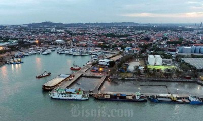 Hingga Agustus 2022, Pelabuhan Gresik Telah Melayani 4.685 Kunjungan Kapal Dalam Negeri