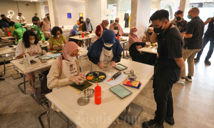 Hypeabis.id Berkolaborasi Dengan Moon Chicken Gelar Cooking Class