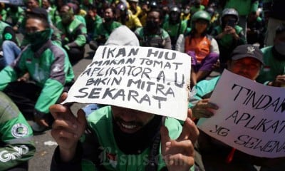 Ribuan Pengemudi Ojl Gelar Aksi di Depan Gedung Sate Bandung