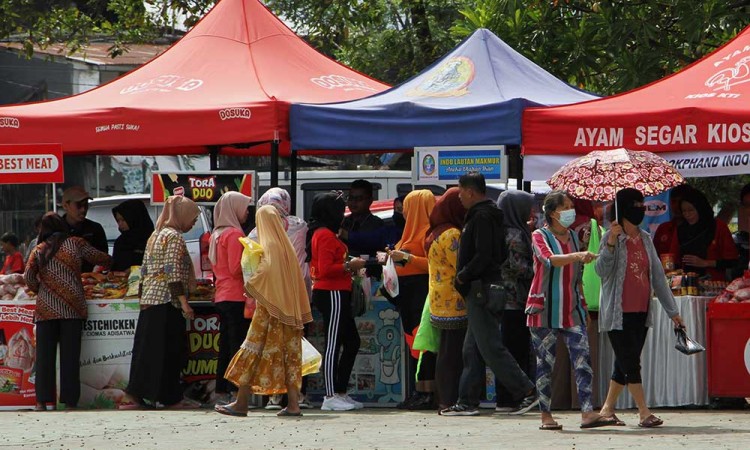 Tekan Laju Inflasi, Dinas Ketahan Pangan Sulawesi Selatan Gelar Bazar Pangan Murah