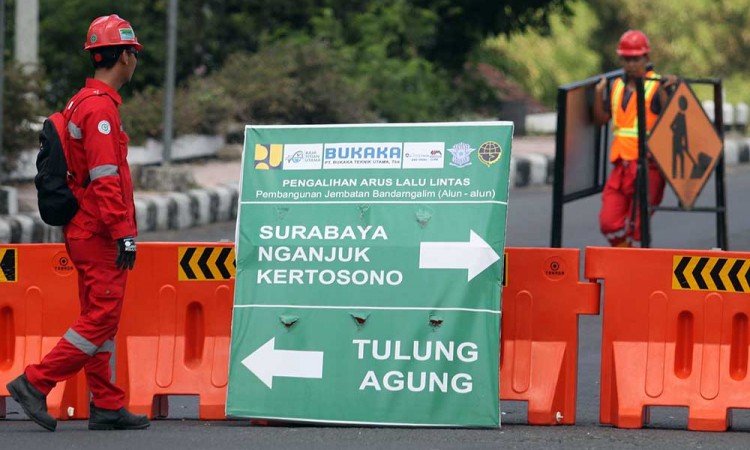 Jembatan Bandar Ngalim di Kediri Mulai Ditutup Untuk Dibangun Ulang