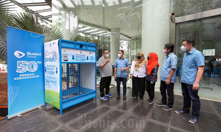 PT Blue Bird Tbk. Dukung Pengelolaan Sampah