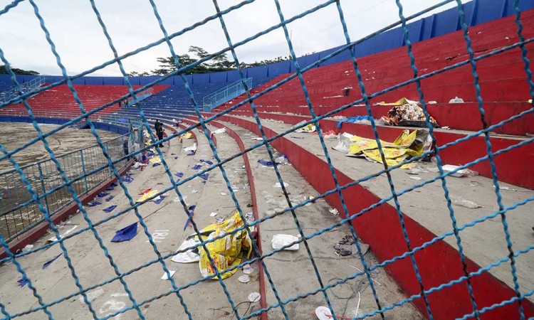 Kondisi Stadion Kanjuruhan Malang Pascakerusuhan Yang Menewaskan Ratusan Suporter