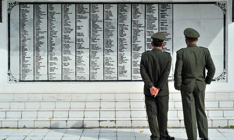 Sambut HUT ke-77 TNI, Veteran di Jambi Kunjungi Taman Makam Pahlawan Satria Bakti