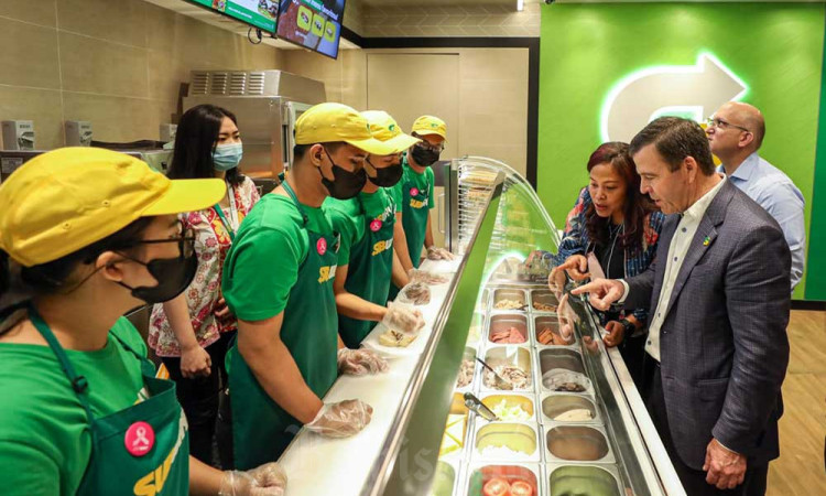 Subway Buka Resoranya Pertamanya di Stasiun Gambir